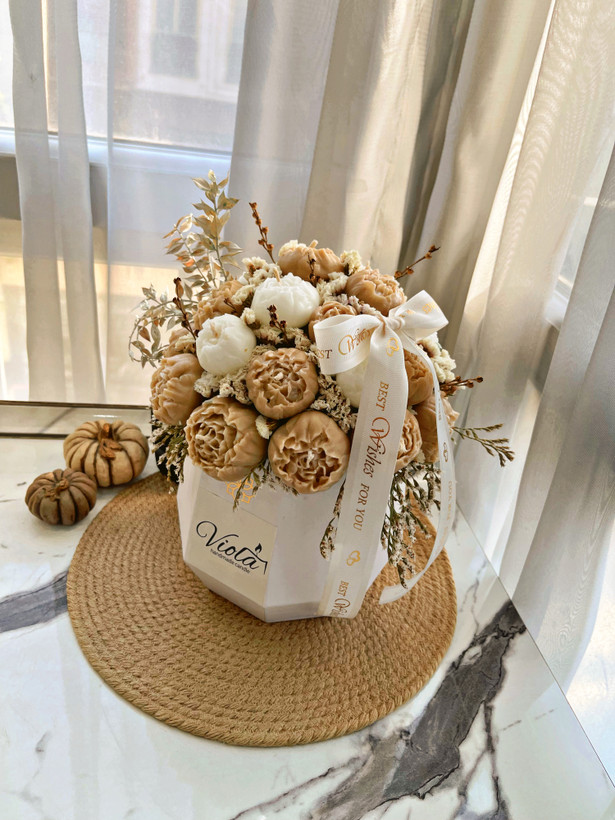 باکس گل مخروطی پیونی